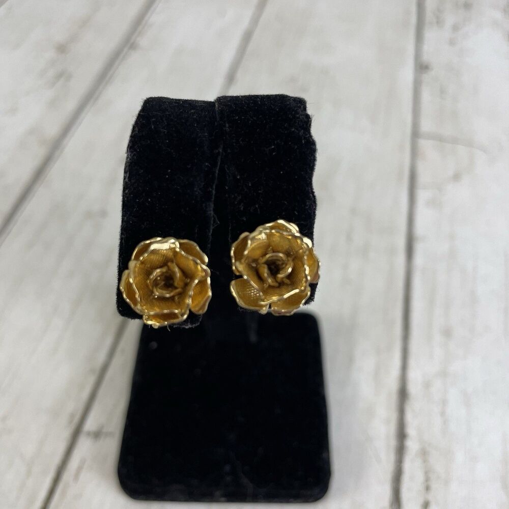 Vintage Napier Gold Toned Rose Clip On Earrings